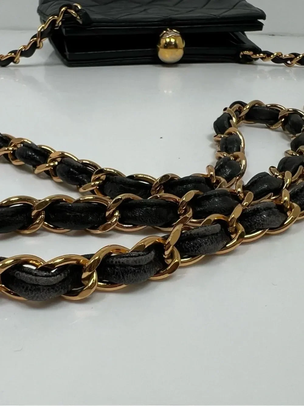 Chanel Vintage Black Quilted Lambskin CC Ball Chain Shoulder Crossbody Bag